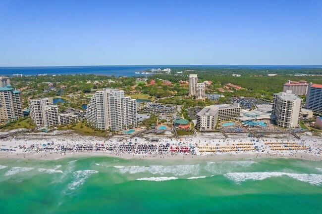 Building Photo - 5000 S Sandestin Blvd