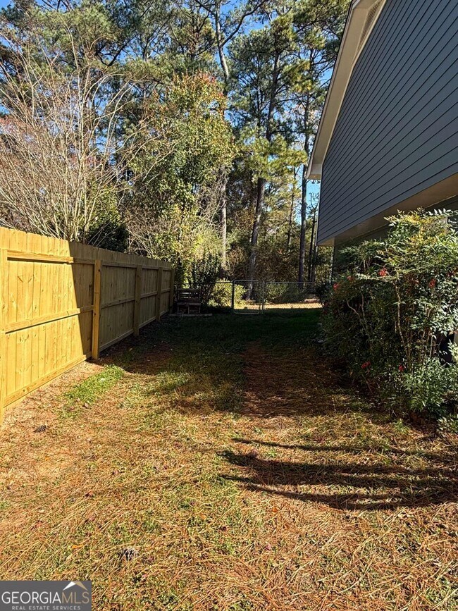 Building Photo - 2142 Graystone Pkwy