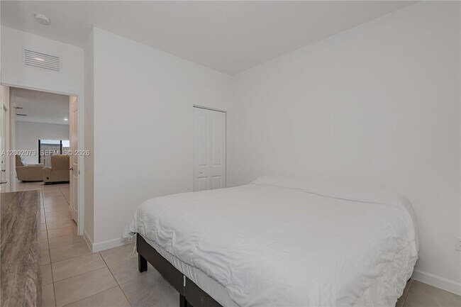 Building Photo - 13037 SW 286th Wy