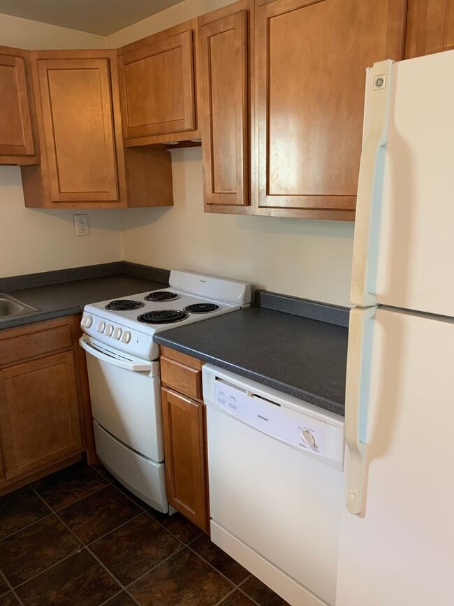 Building Photo - 3815 Pier St