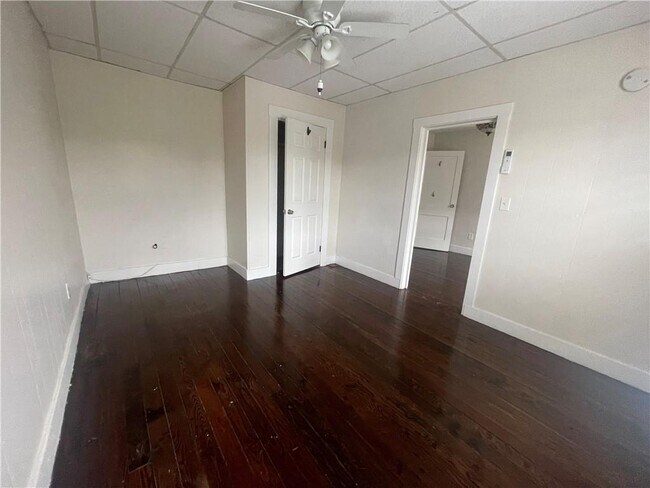 Building Photo - 40-40 Freebody St