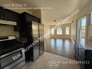 Building Photo - 1505 W 27th St