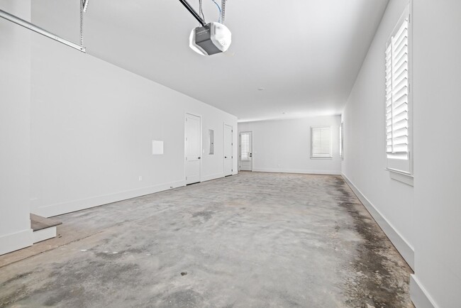 Building Photo - Brand New Modern City Townhome  | Downtown...