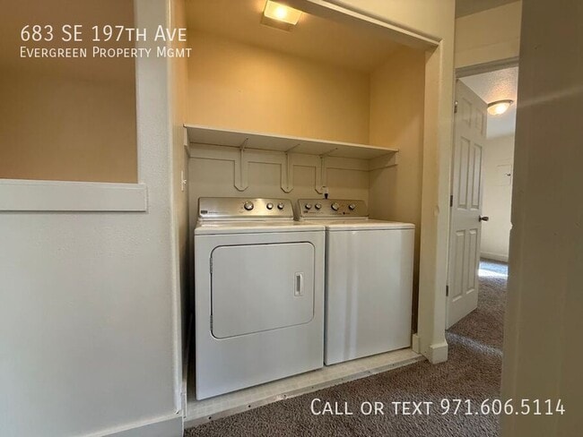 Building Photo - 683 SE 197th Ave