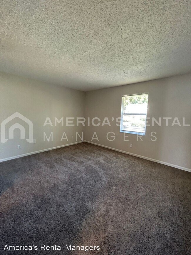 Building Photo - 4 br, 2 bath House - 2528 Hawksbury Lane