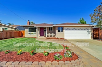 Building Photo - 1435 Bouret Dr