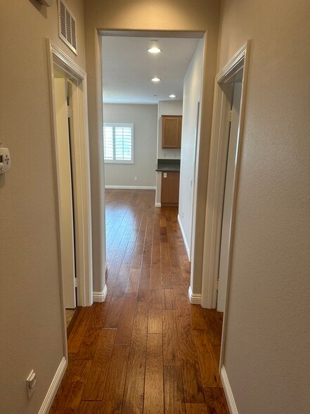 Building Photo - 715 Garonne St