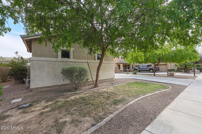 Building Photo - 16205 W Gibson Ln