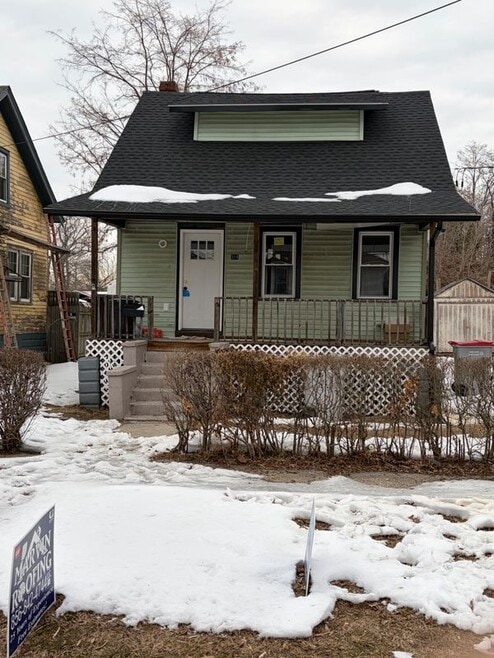 Building Photo - 314 W Peach St