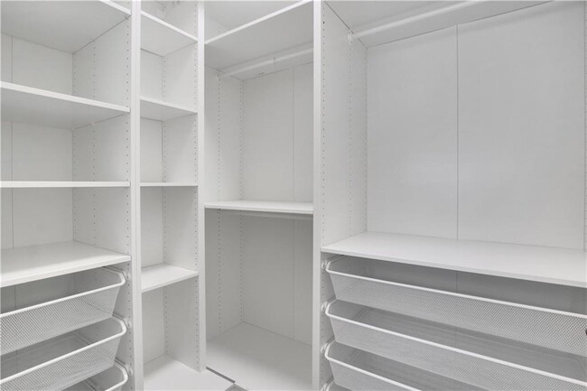 Building Photo - 1278 Linden Ct