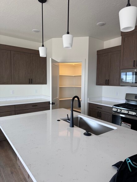 Kitchen Pantry - 4404 W 300 N