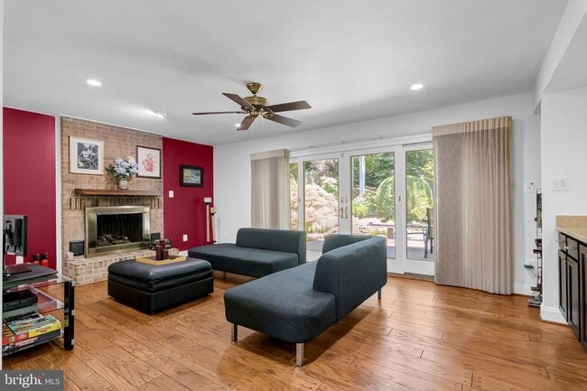 Building Photo - 8033 Cypress Grove Ln