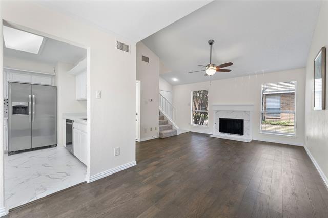 Building Photo - 4937 Oakbluff Dr