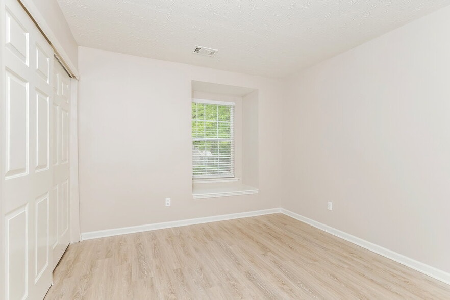 Building Photo - 5716 Sable Way