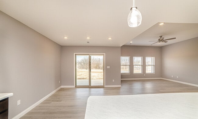 Building Photo - 3708 Parrot Ct
