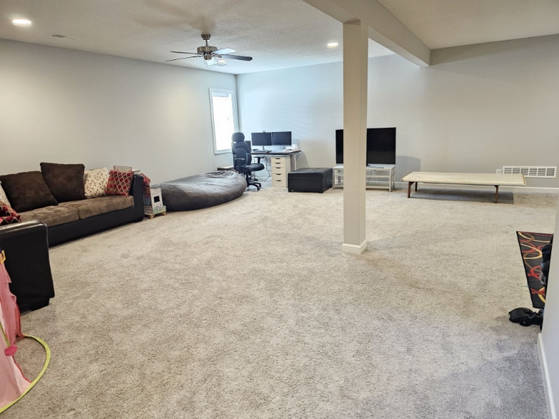 Building Photo - 7912 W 166th Pl