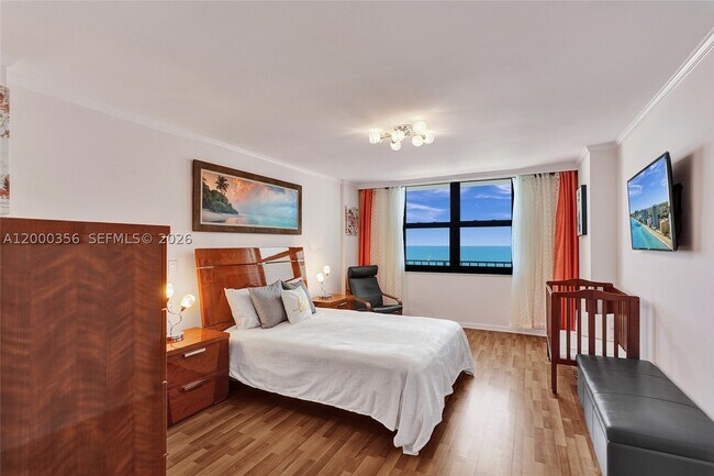 Building Photo - 2401 S Ocean Dr