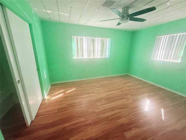 Building Photo - 751 72nd Ave N