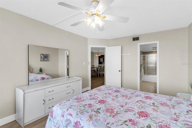 Building Photo - 4823 Ebbtide Ln