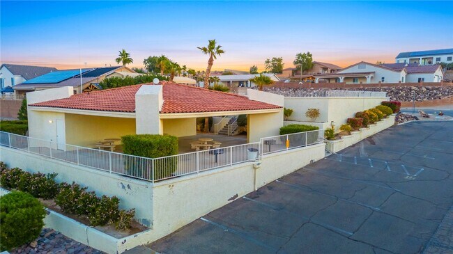 Building Photo - 5288 Tierra Linda Dr