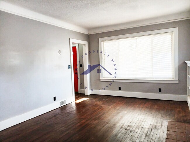 Building Photo - 18203 Monica St