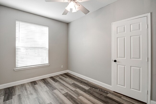 Building Photo - Serenity on the Greenbelt in Stonebridge Ranch
