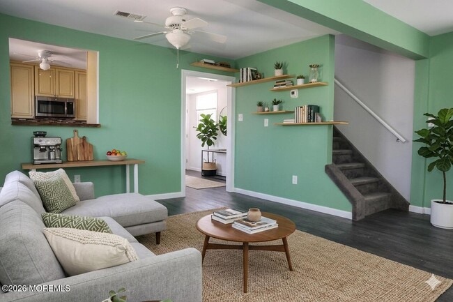 Building Photo - 320 Lorillard Ave