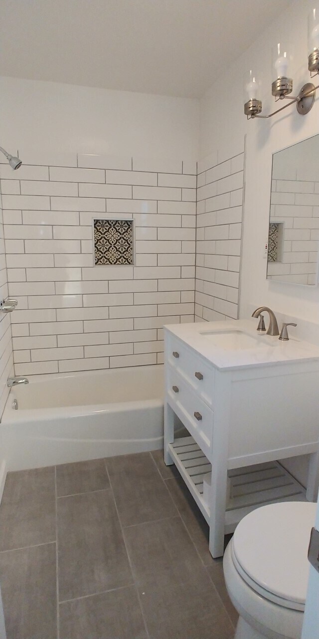 Building Photo - 1714 Grevelia St