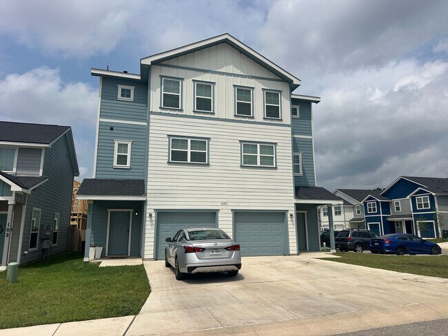 Primary Photo - Townhome for Rent