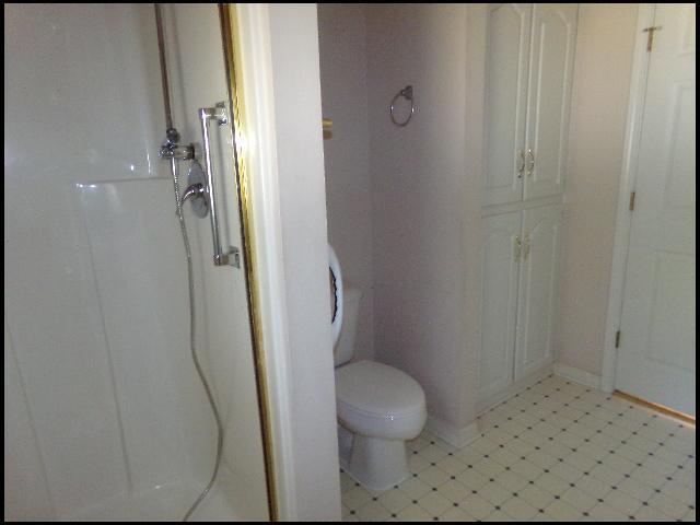 Building Photo - 1024 Colonial Dr