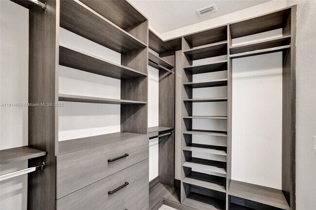 Building Photo - 10795 Oceano Wy