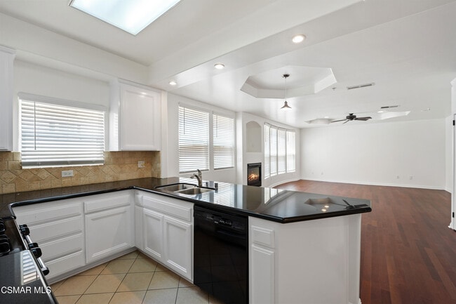 Building Photo - 5224 Corteen Pl