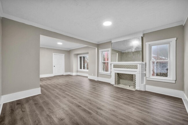 Building Photo - 10920 Granger Rd