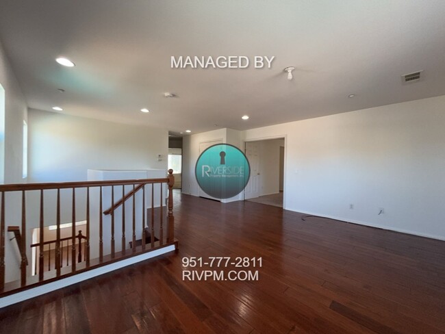 Building Photo - Your Perfect Retreat Awaits in Fontana!! A...