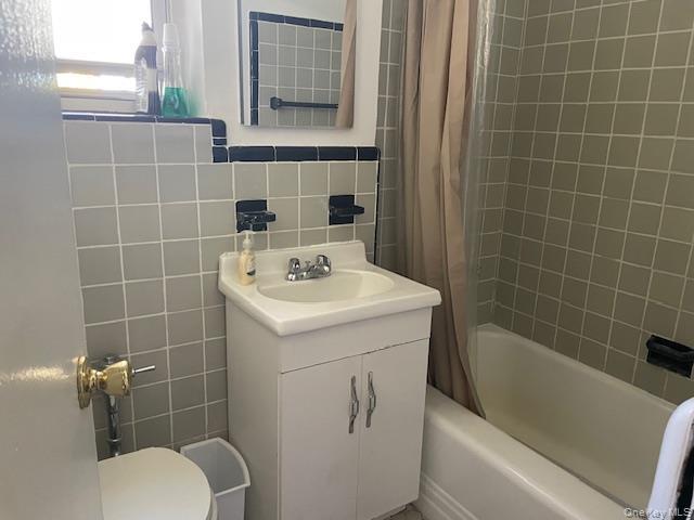 Building Photo - 284 Central Ave