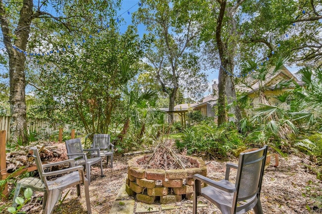 Building Photo - 14425 64th Ct N