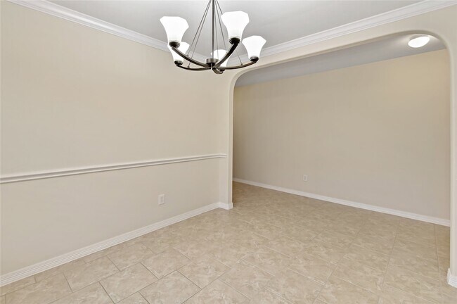 Building Photo - 3308 Southern Grove Ln