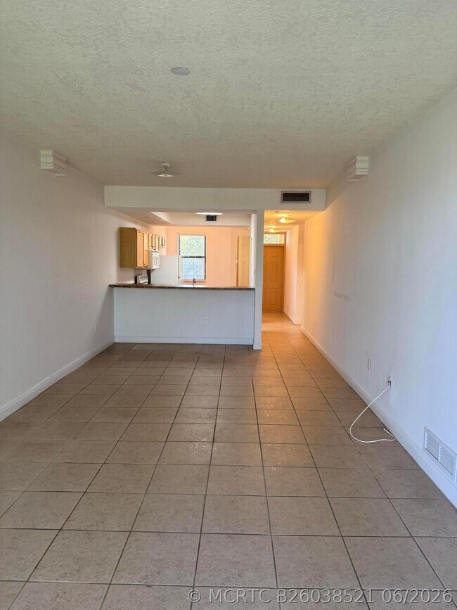Building Photo - 6729 Coral Lake Dr