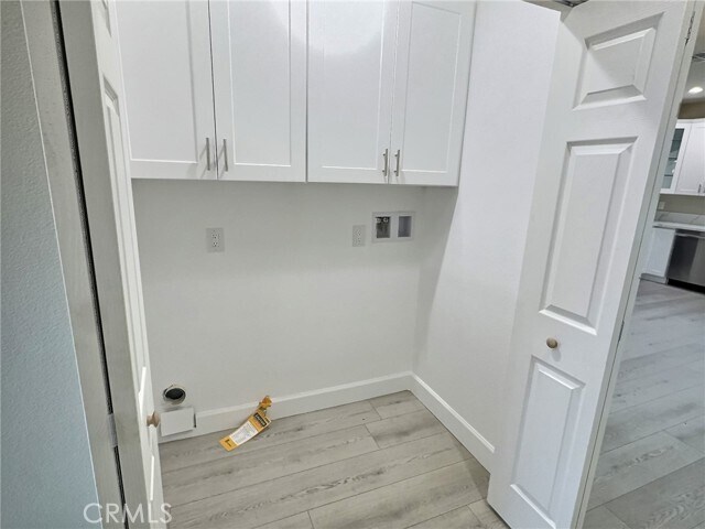 Building Photo - 15909 Merrill Ave