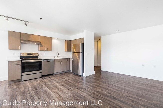 Building Photo - 2450 Aurora Ave N