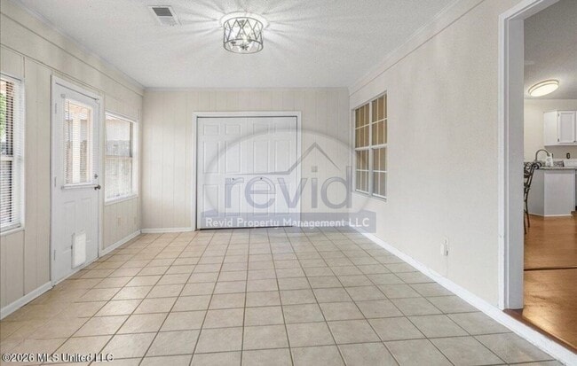 Building Photo - 7194 Atterbury Cir E