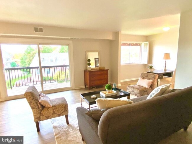 Building Photo - 216 Park Terrace Ct SE