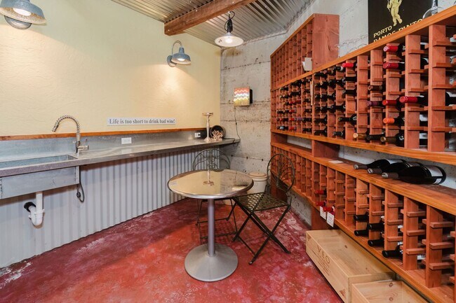 Building Photo - Furnished Bainbridge Island Waterfront Home with Incredible Views