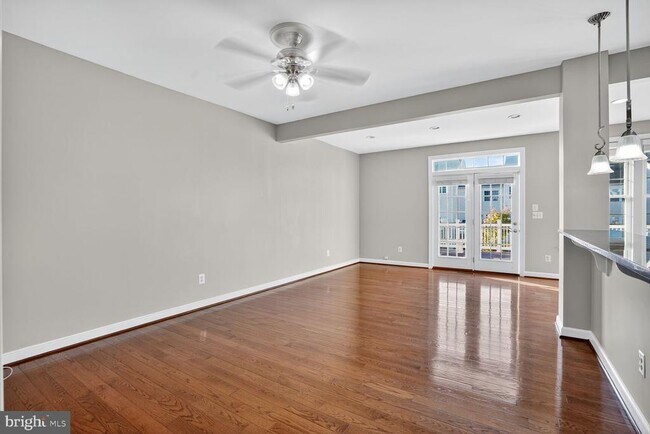 Building Photo - 21285 Park Grove Terrace