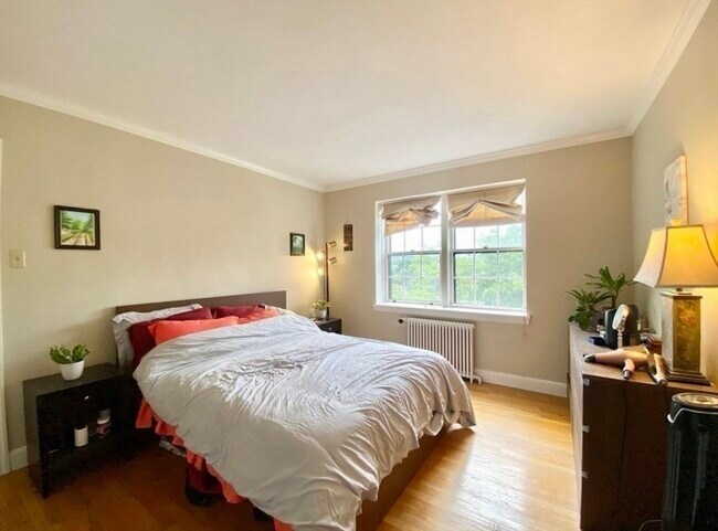 Building Photo - 12 Kilsyth Terrace
