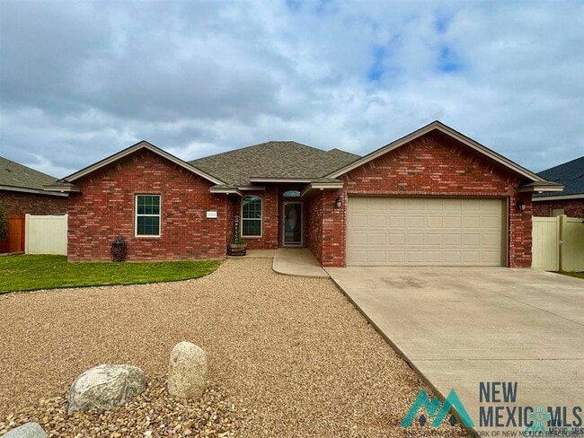 Primary Photo - 3313 Northglen Dr