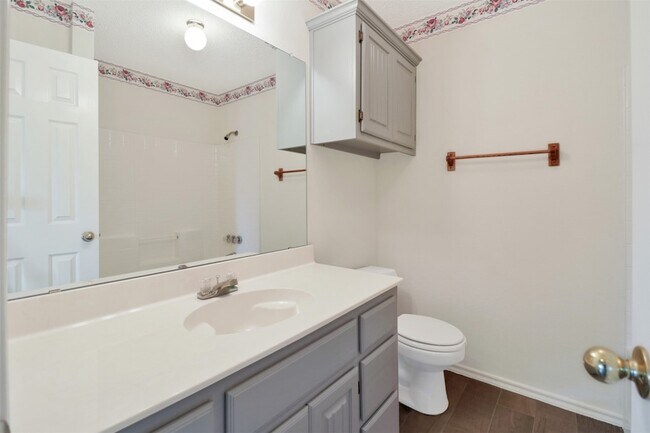 Building Photo - 416 Mara Ln