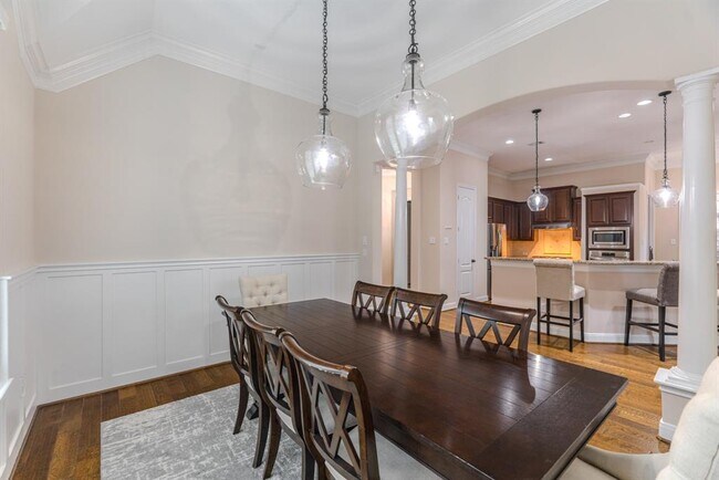 Building Photo - 34 Danby Place