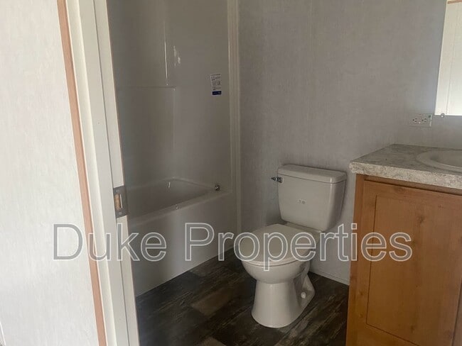 Building Photo - 6009 Boyd Rd