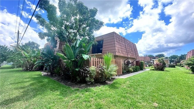 Building Photo - 1715 Park Meadows Dr